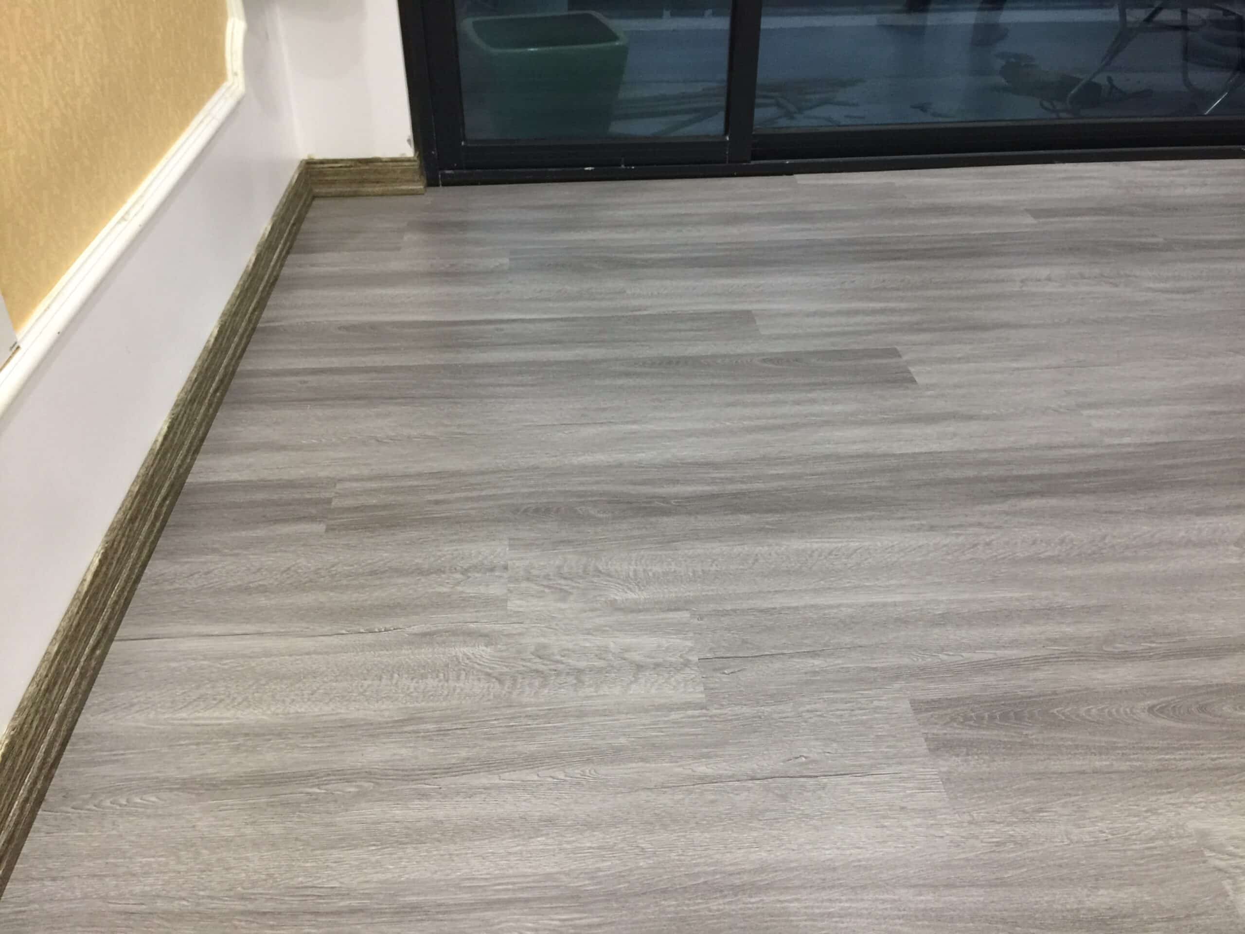 Công trình sàn nhưa căn hộ nhỏ 4