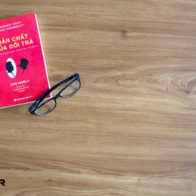 Sàn nhựa dán vân gỗ 1 2003