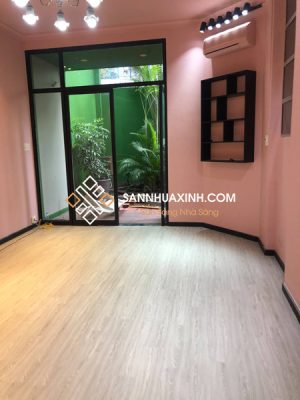 Ưu - Nhược Điểm Sàn Nhựa Giả Gỗ Hèm Khóa