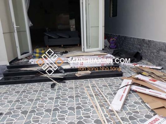 cong-trinh-san-nhua-hem-khoa-kronovinyl-d4062-4