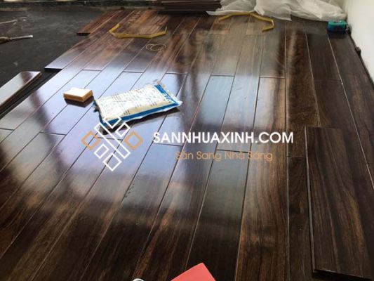 Sàn Gỗ Chiu Liu Lào 3