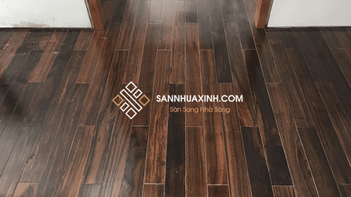 Sàn Gỗ Chiu Liu Lào 2