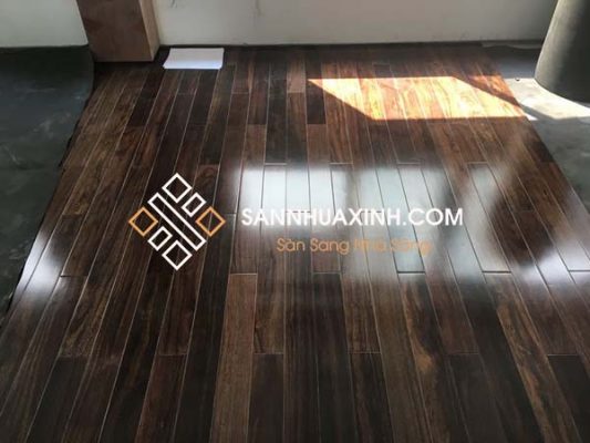 Sàn Gỗ Chiu Liu Lào 3