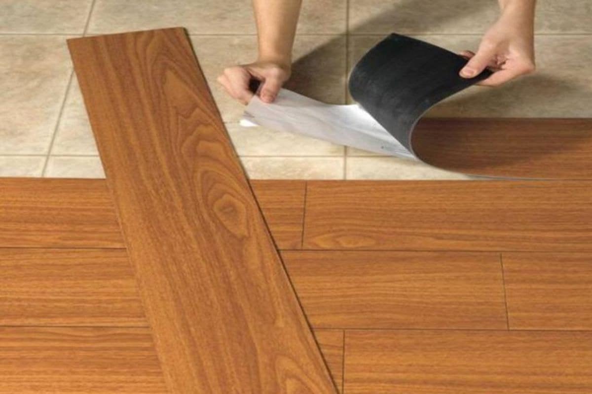 Cách nhận biết sàn nhựa vân gỗ chất lượng, an toàn